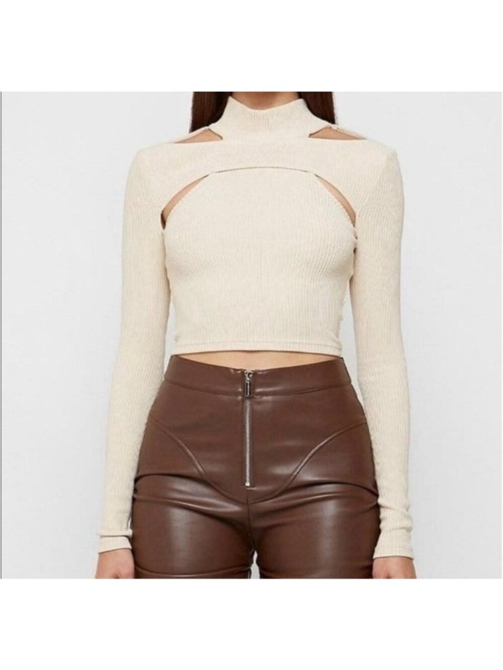 Maniere De Voir Ribbed Mock Cut Out Cropped Blouse Cream Size 6